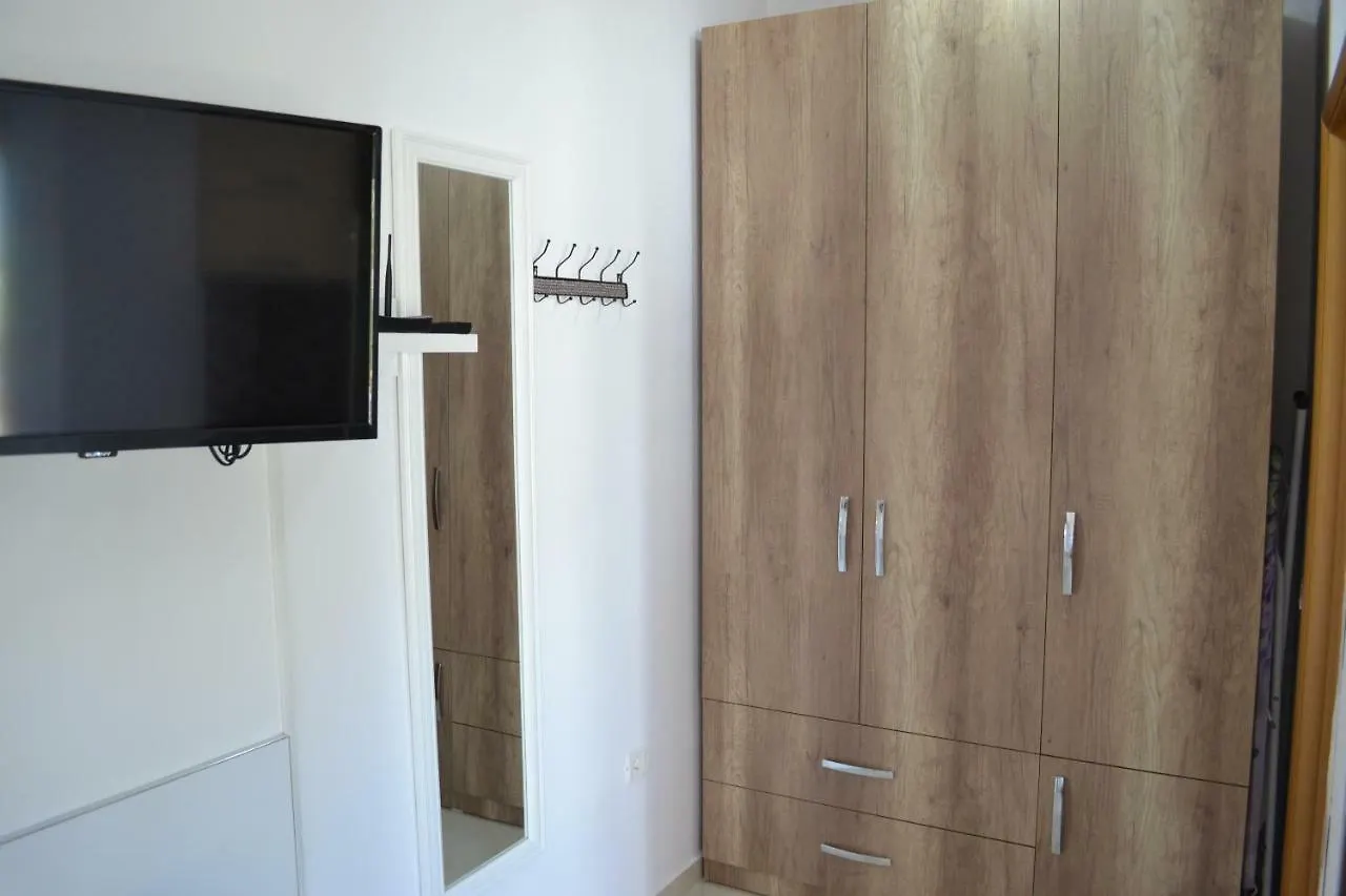 Διαμέρισμα Seaview Bay Studio & Private Garage Vlorë